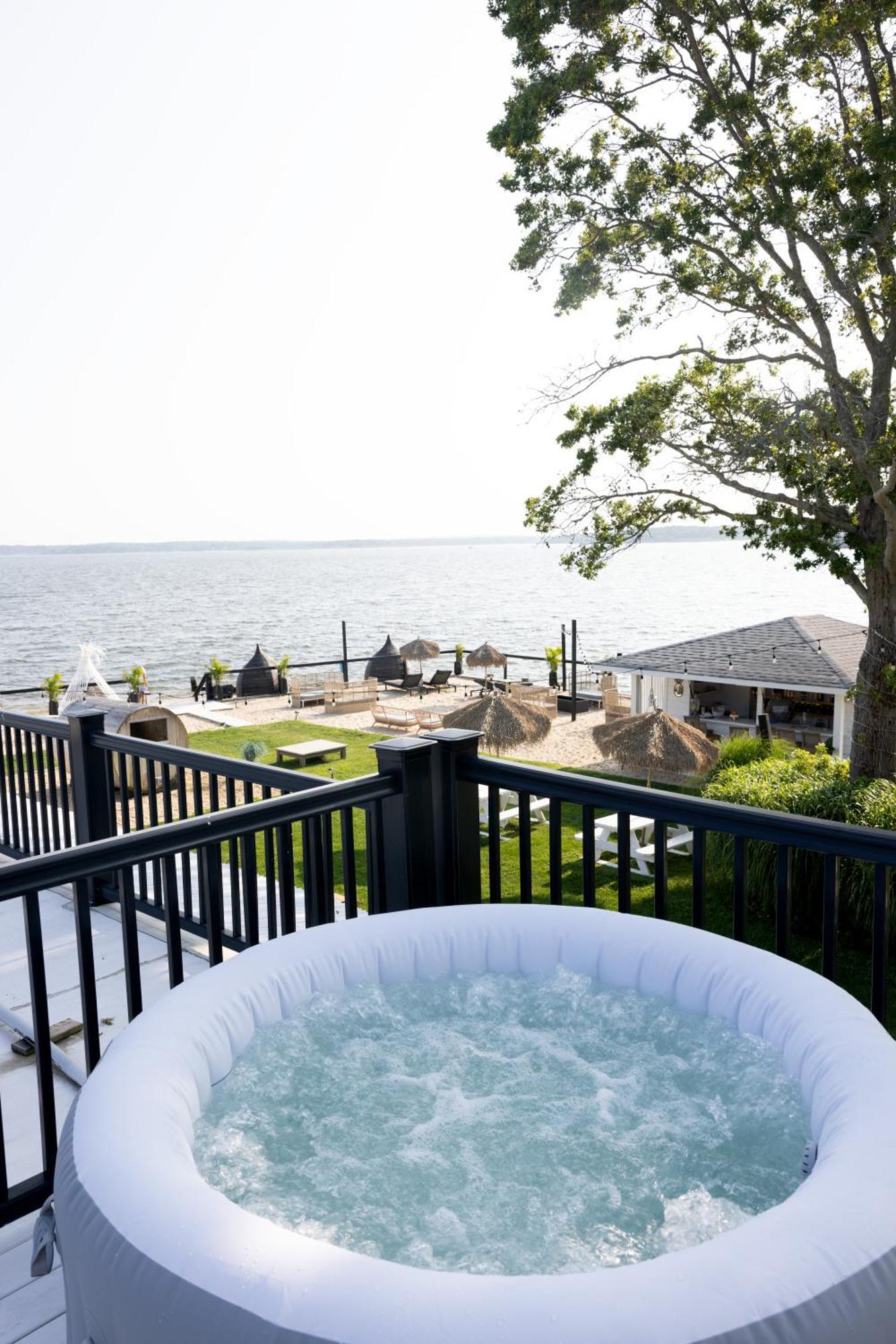 Aqua By American Beech - Adults Only Aquebogue ภายนอก รูปภาพ